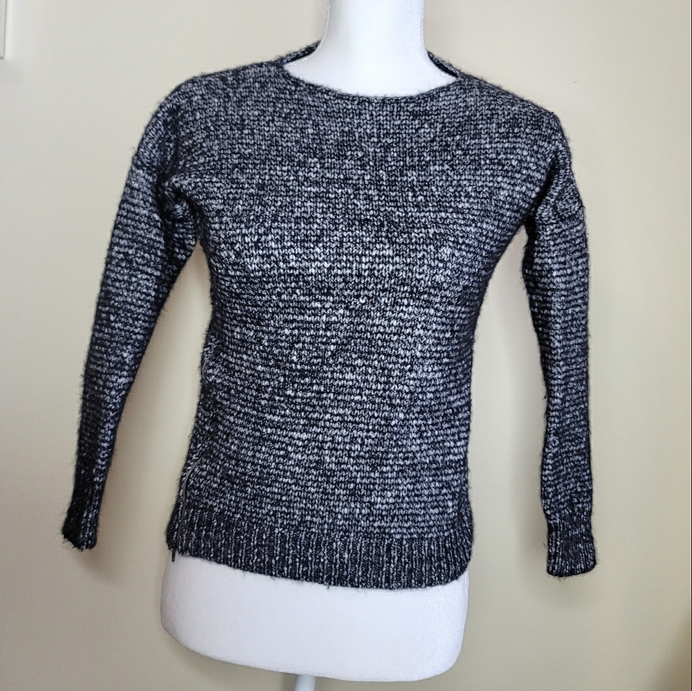 Theory pullover sweater